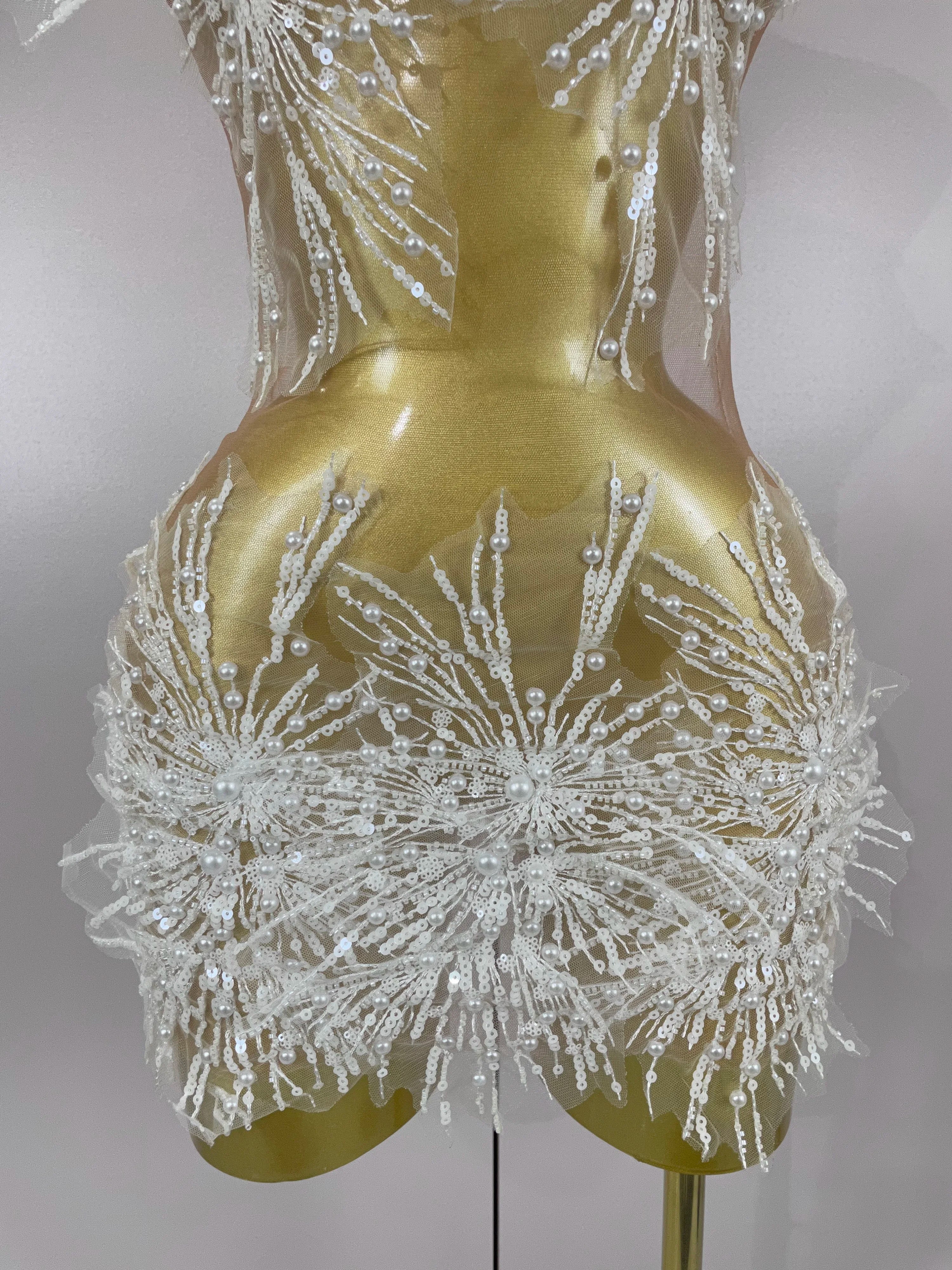 2025 Sexy Pearl Sequins Tassel Sleeveless Glitter Mini Dress Women Singer Bar Nightclub Stage Performance Clothing Show Outfit