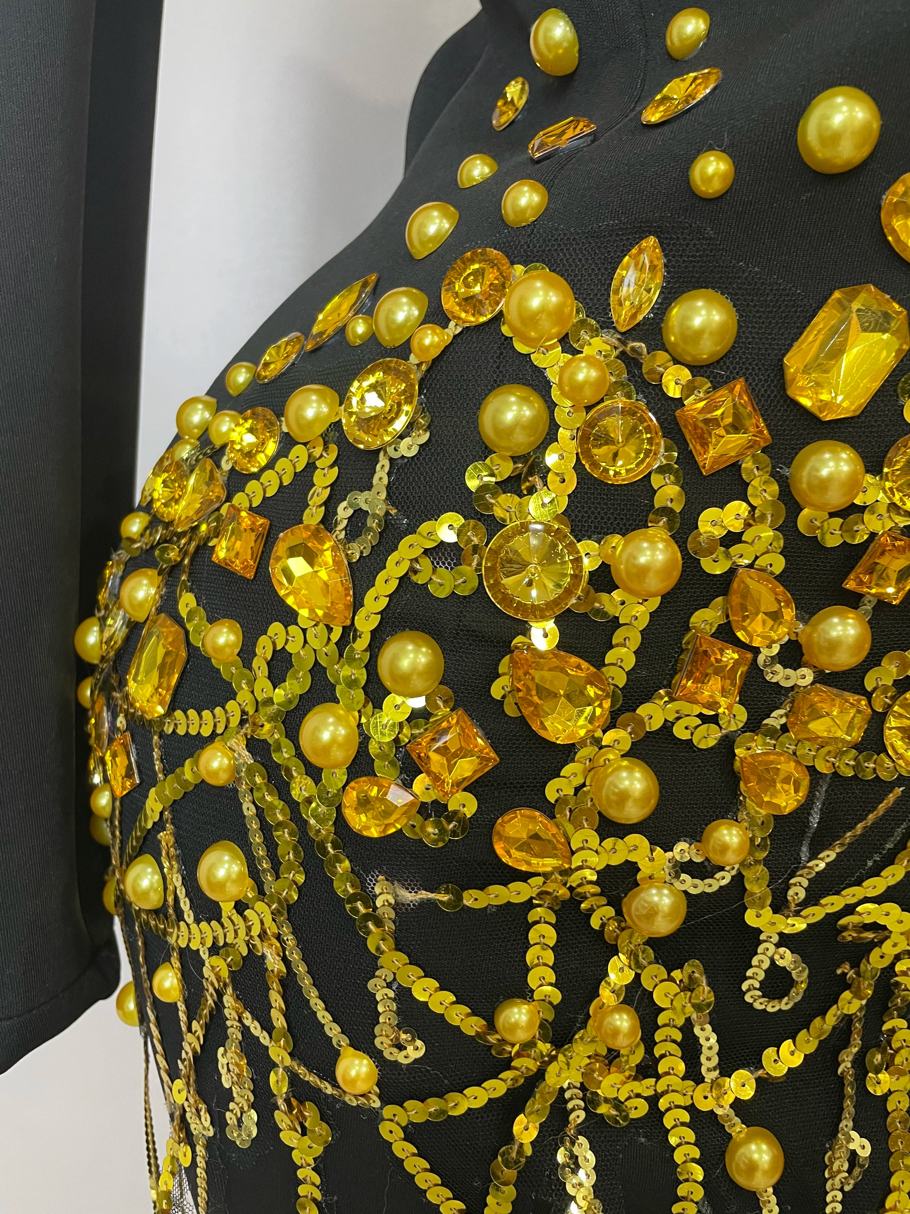 Sparkly Crystal Chains Pearls Long Sleeve Mini Dress 2025 Women Birthday Evening Party Nightclub Outfit Singer Wedding Costume