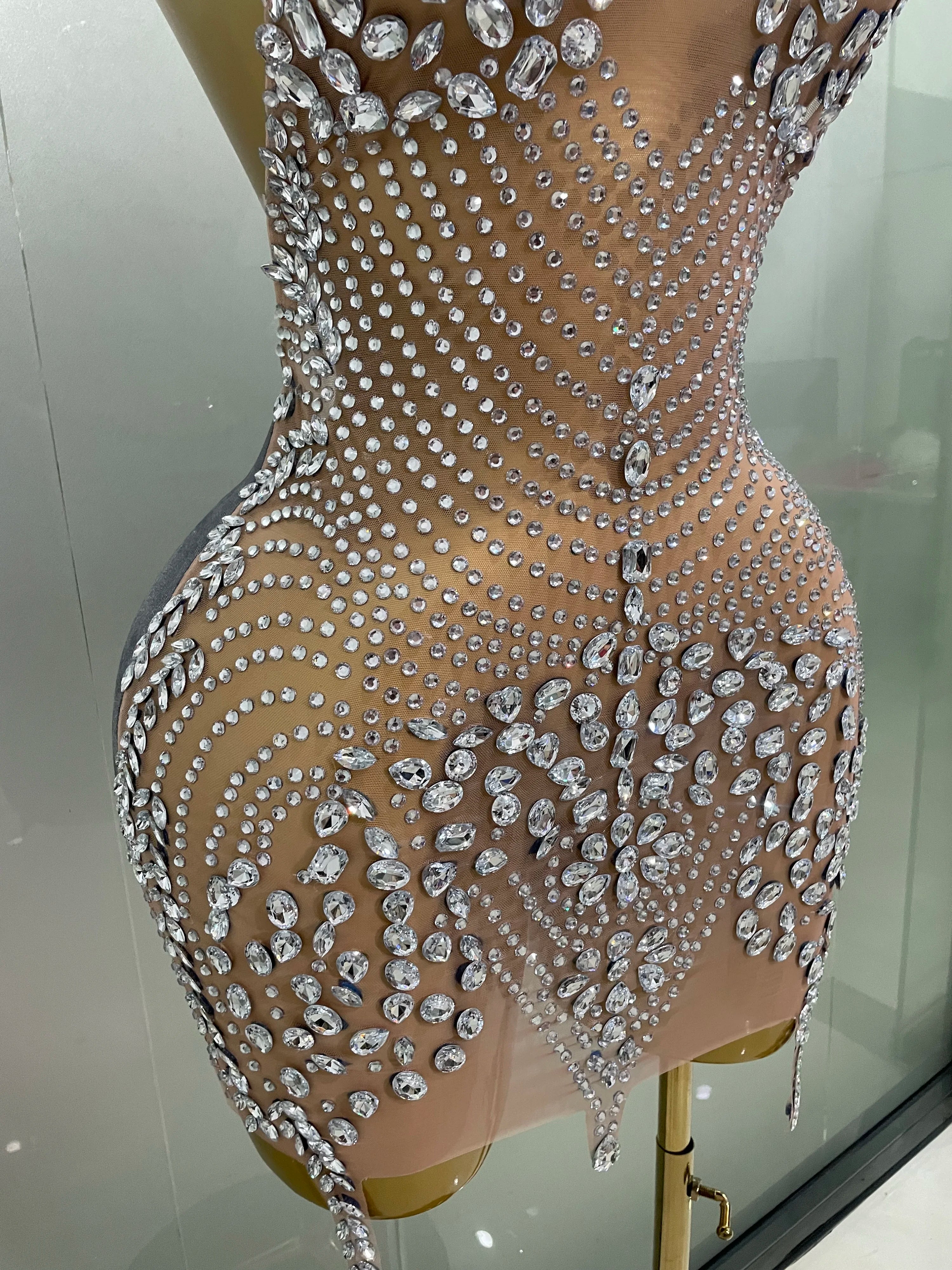 2025 New Sexy Sparkly Rhinestones Halter Backless Mesh Velour Short Dress Women Evening Prom Celebrate Birthday Party Stage Wear