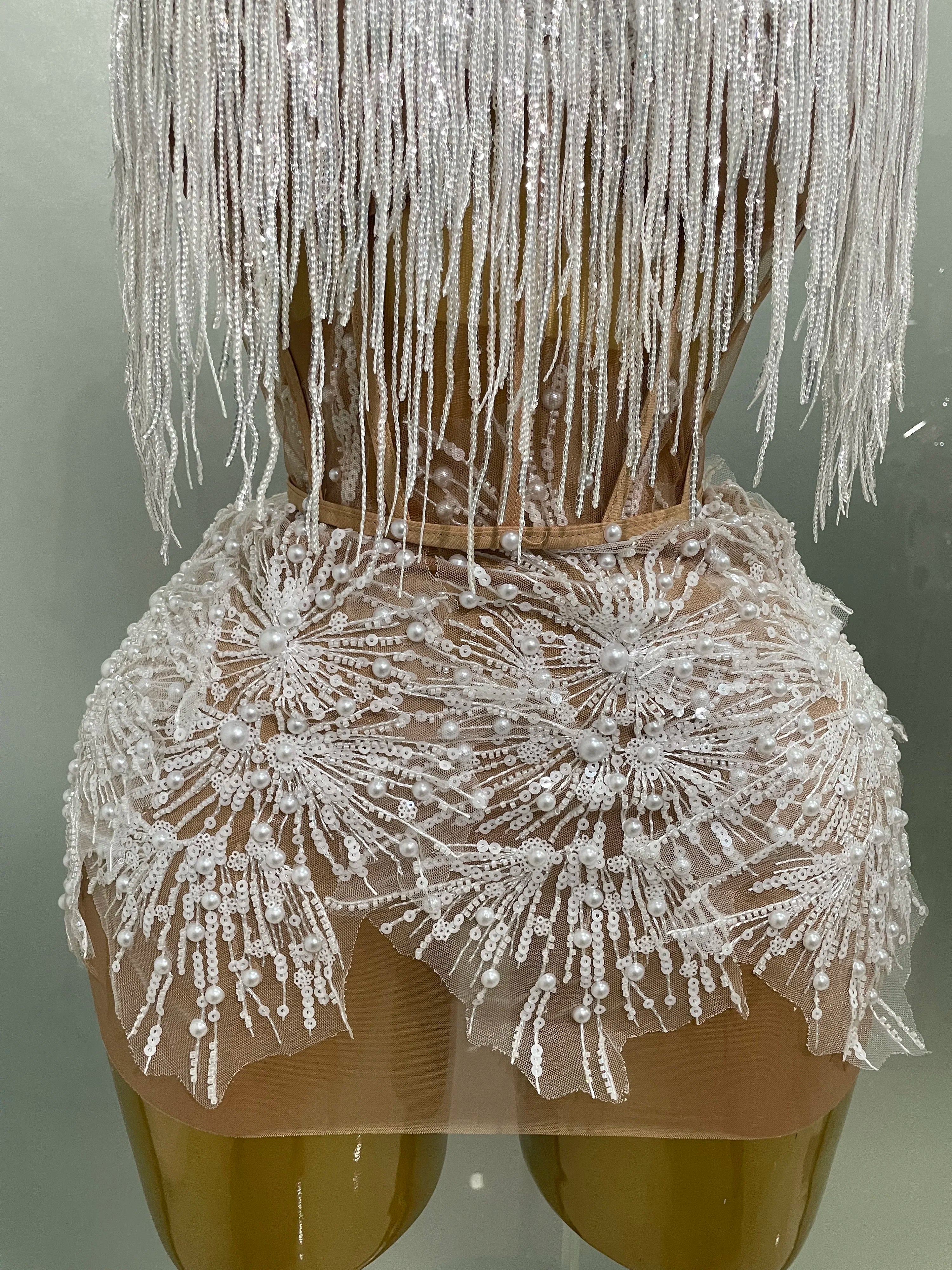 2025 Sexy Pearl Sequins Tassel Sleeveless Glitter Mini Dress Women Singer Bar Nightclub Stage Performance Clothing Show Outfit