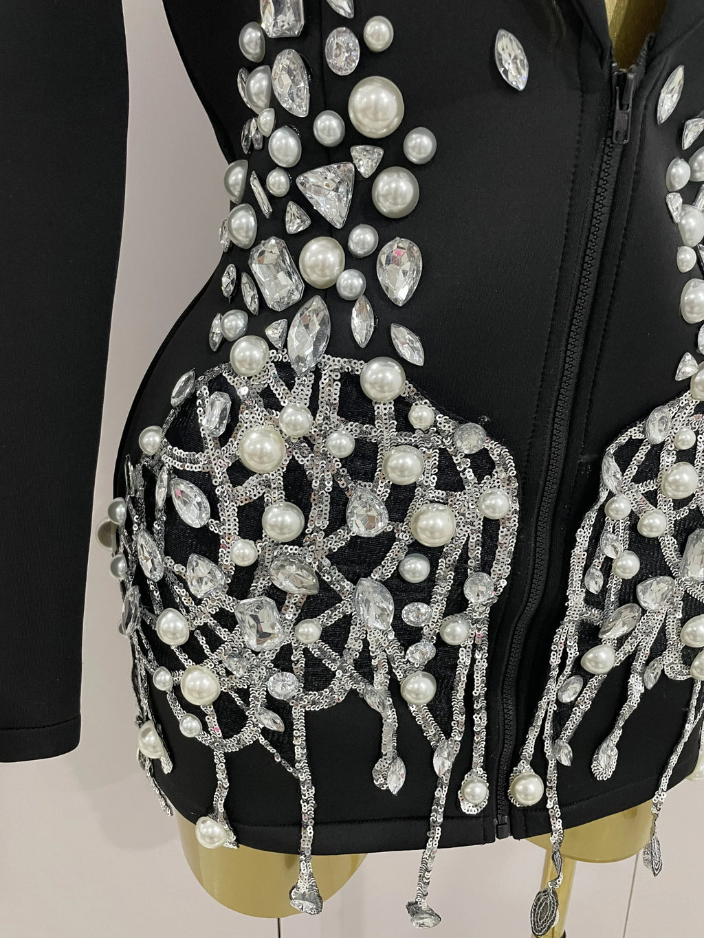 Sparkly Crystal Chains Pearls Long Sleeve Mini Dress 2025 Women Birthday Evening Party Nightclub Outfit Singer Wedding Costume