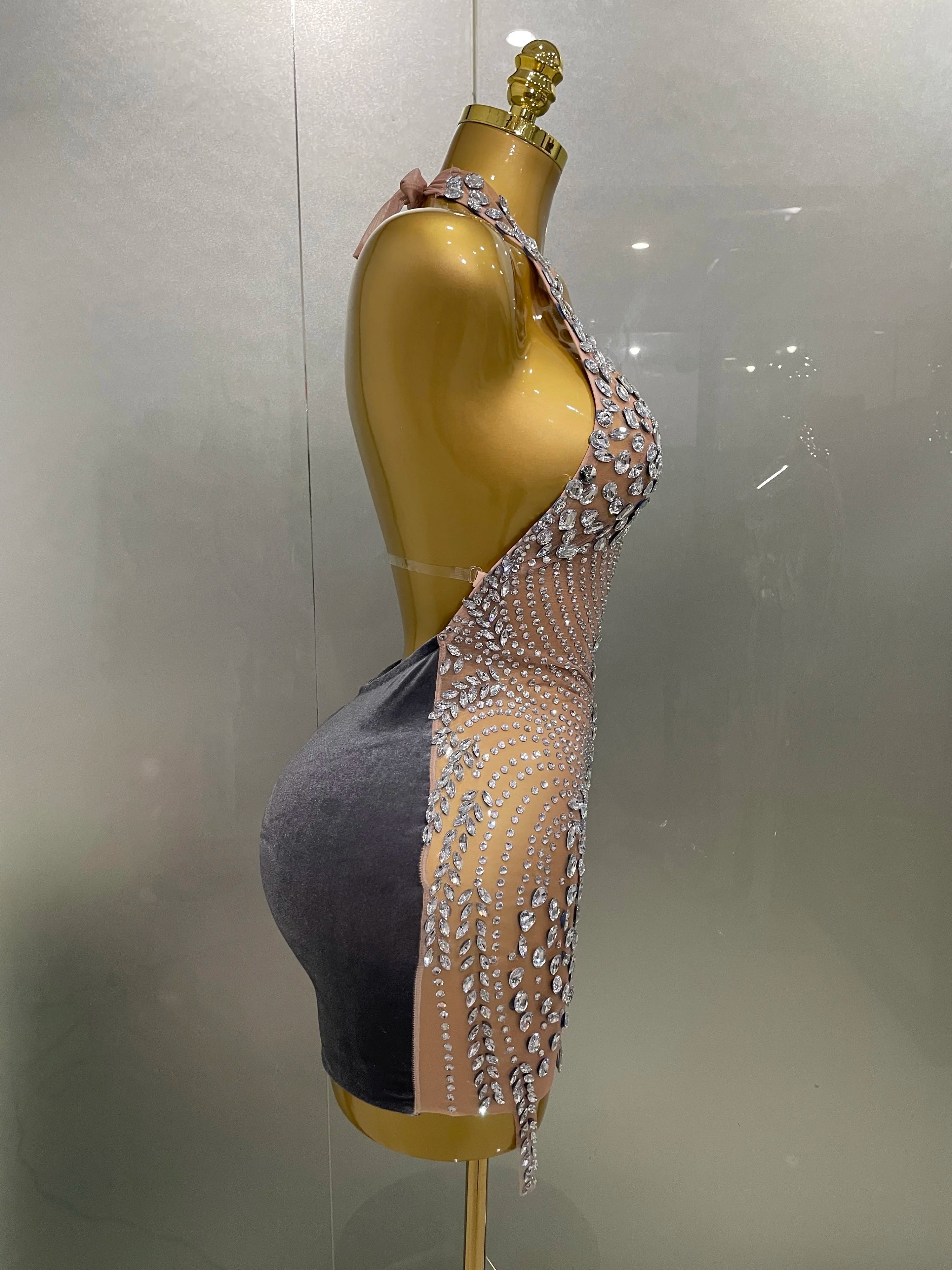 2025 New Sexy Sparkly Rhinestones Halter Backless Mesh Velour Short Dress Women Evening Prom Celebrate Birthday Party Stage Wear